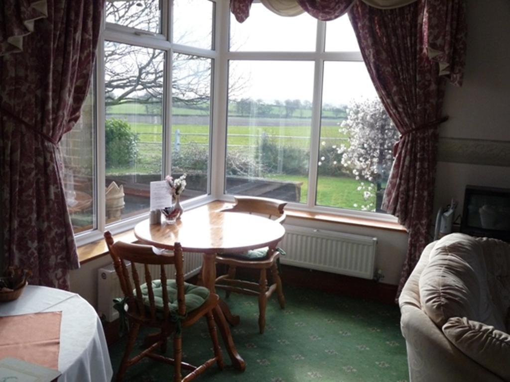 West Ridge Bed And Breakfast Telford Esterno foto